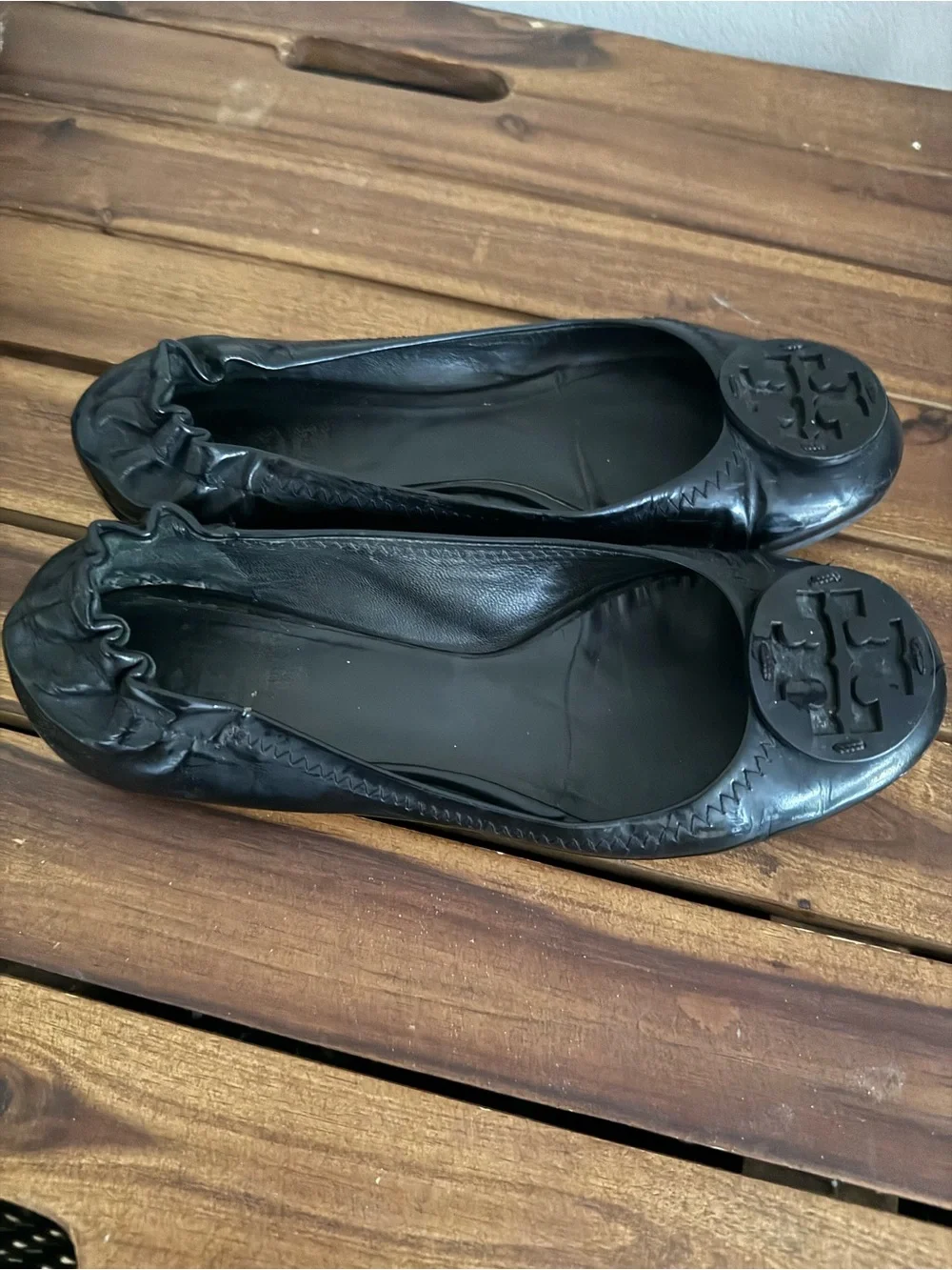 Tory Burch Minnie Travel Black Leather Ballet Flats Metal Logo Sz 6